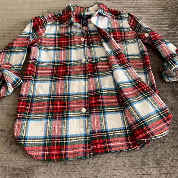 Boy’s Gap Long sleeve Plaid Button down shirt - Picture 3 of 4